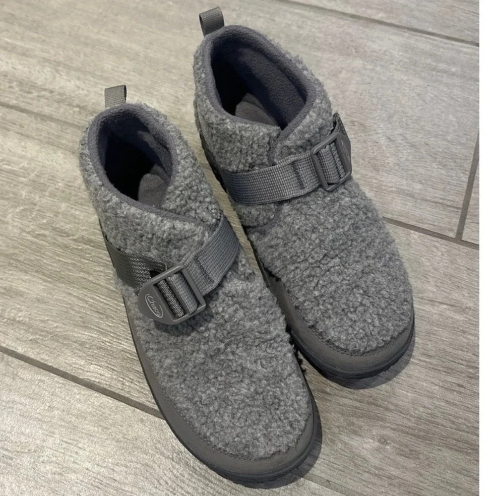 Chaco Kids 5.5‎ Women 7.5 Ramble Puff Linear Gray Fleece Booties Gorpcore Cozy